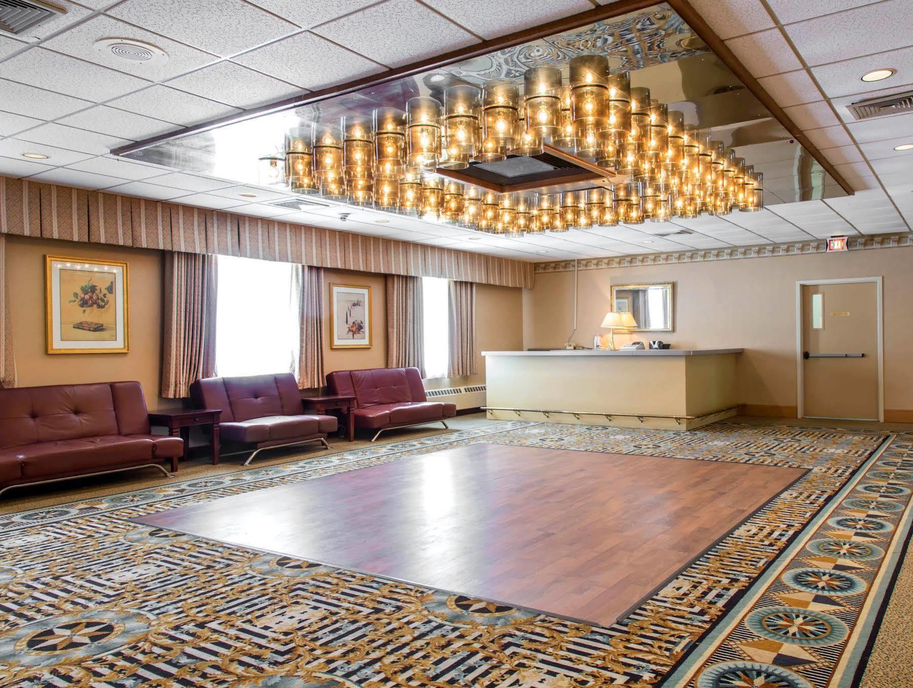 Quality Inn Windsor Locks Exterior foto